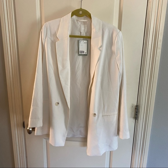 H&M Jackets & Blazers - NWT H&M White Double Breast White Oversized Blazer